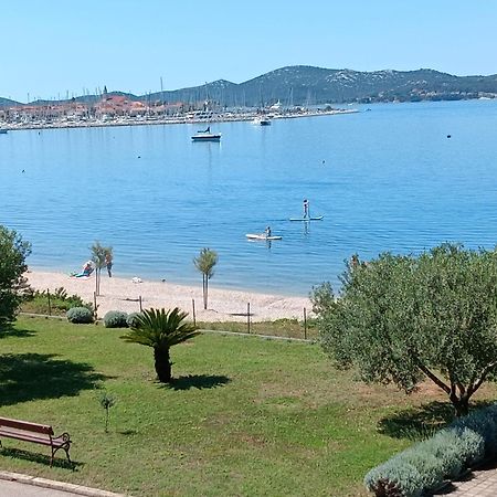 Luxury Beach Apartment Biograd Na Moru Luaran gambar