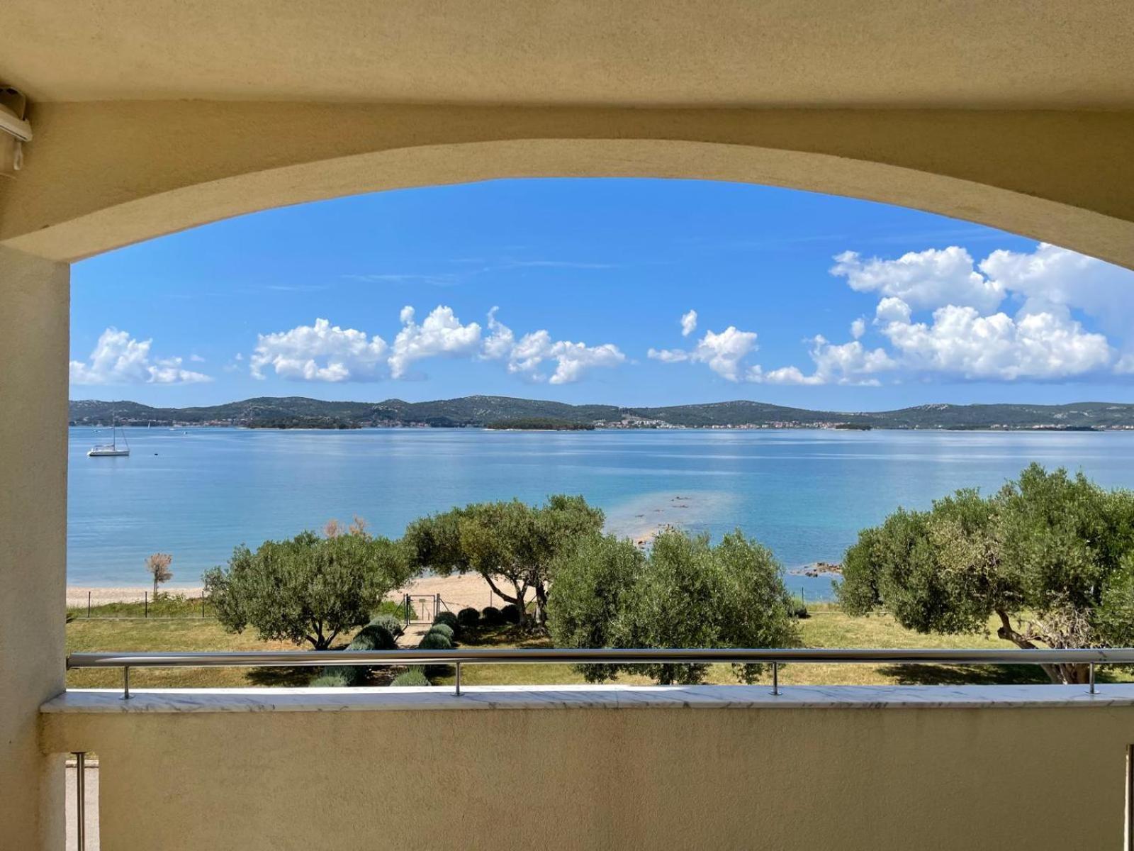 Luxury Beach Apartment Biograd Na Moru Luaran gambar