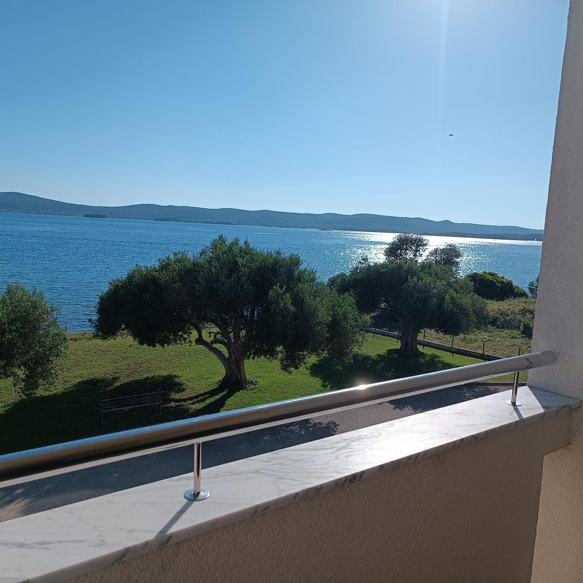 Luxury Beach Apartment Biograd Na Moru Luaran gambar